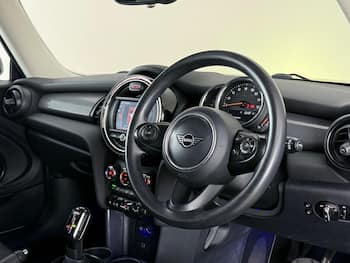 Used MINI Hatch 2020 for sale - 79646389: Photo