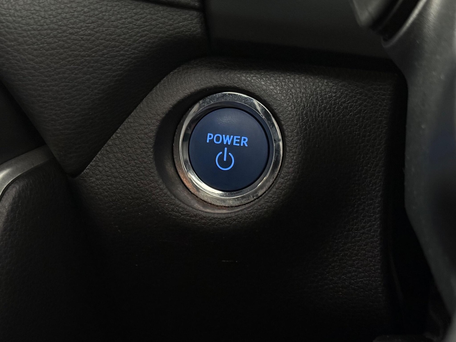 Used Toyota RAV4 2021 for sale - 77260224: Photo 32