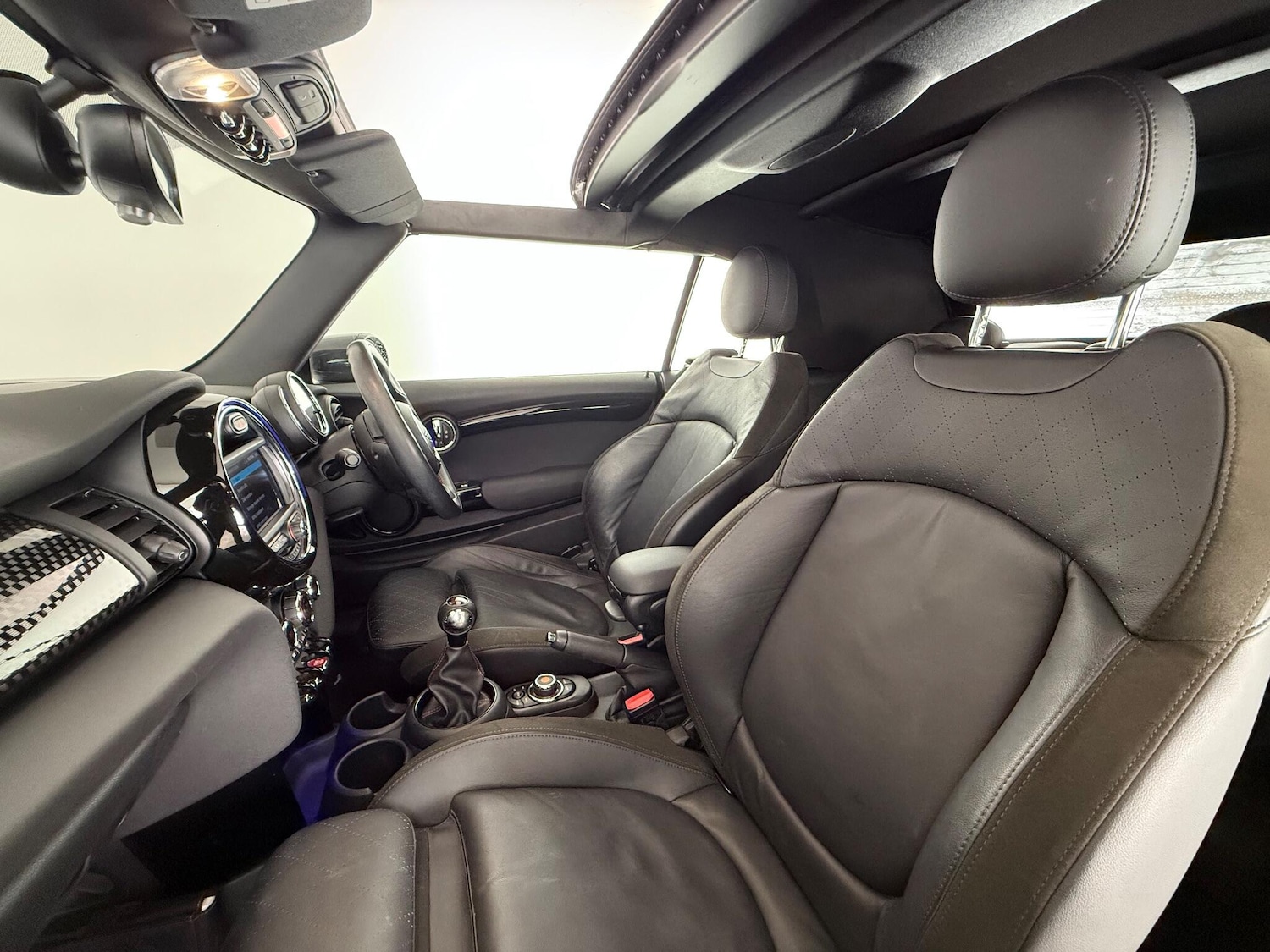 Used MINI Convertible 2019 for sale - 77260162: Photo 9