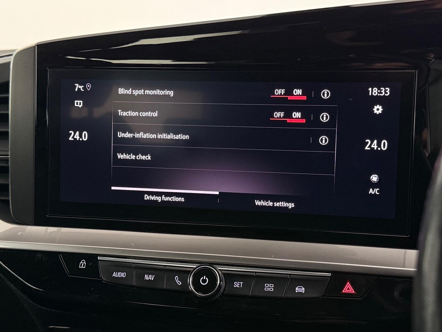 Used Vauxhall Mokka 2022 for sale - 77081977: Photo 33