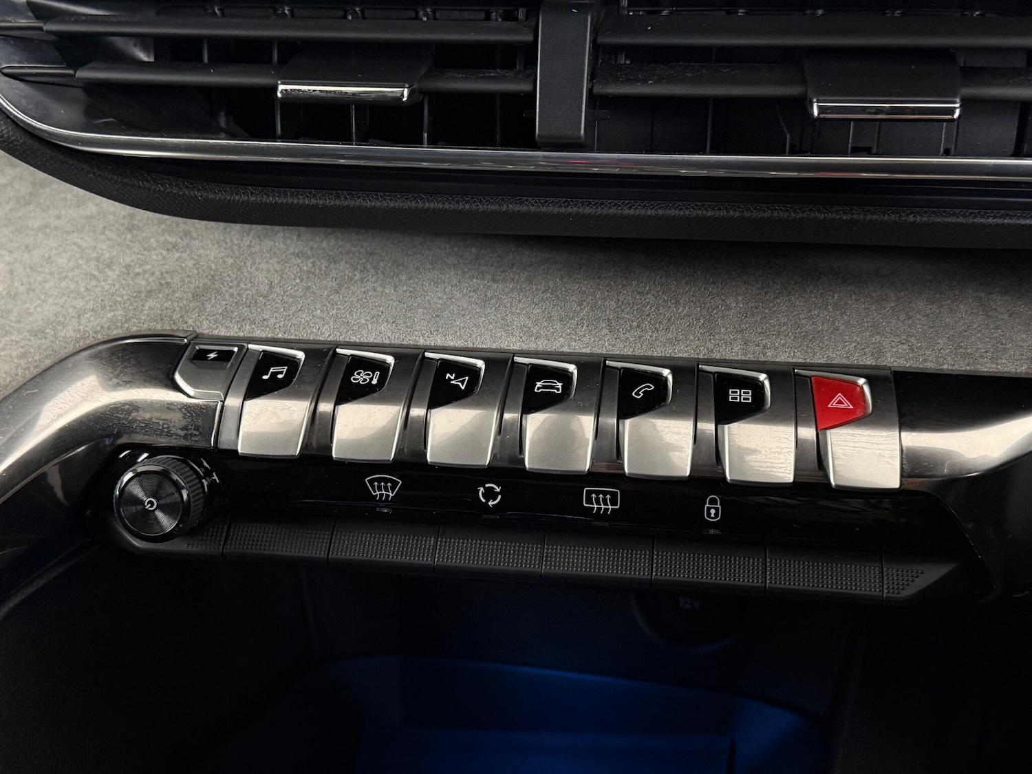 Used Peugeot 3008 2021 for sale - 76467373: Photo 39