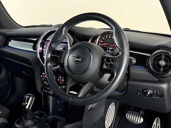 Used MINI Convertible 2023 for sale - 79107646: Photo