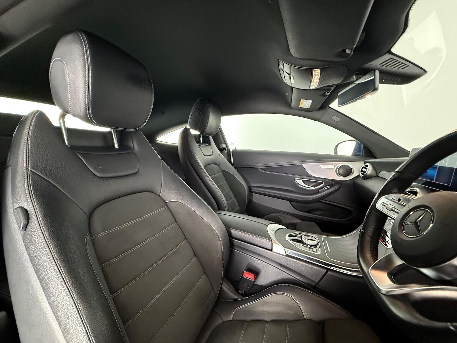 Used Mercedes-Benz C Class 2018 for sale - 77259880: Photo 10