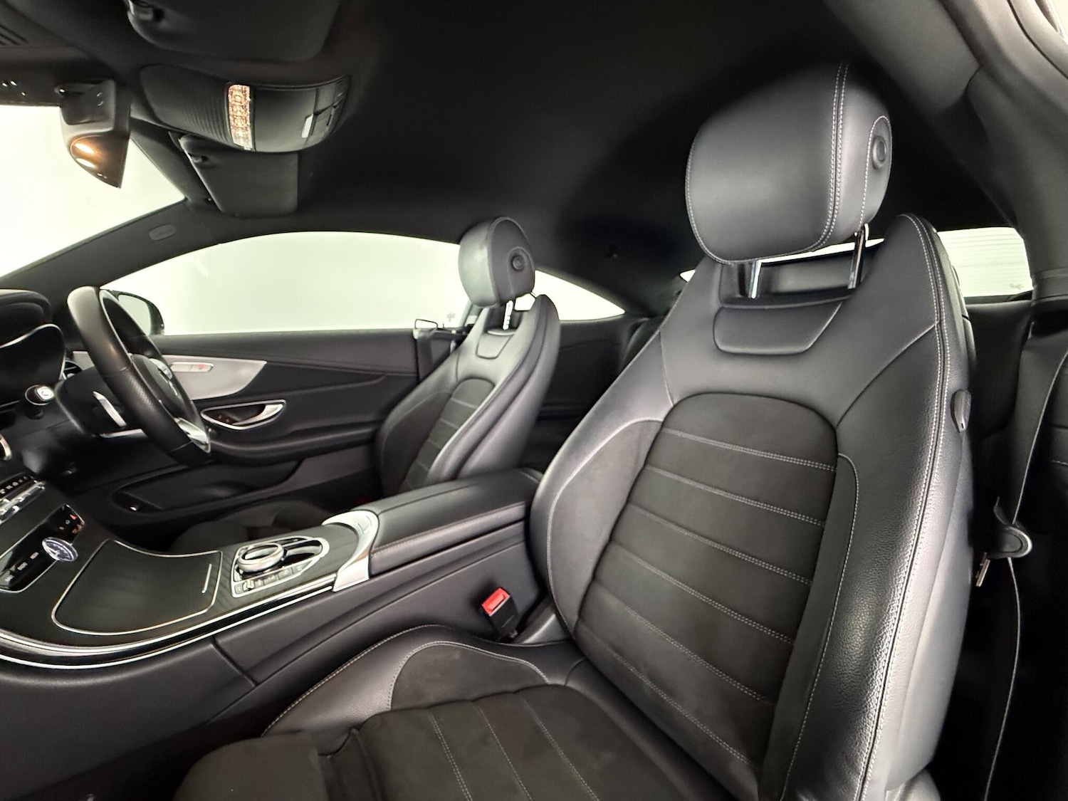 Used Mercedes-Benz C Class 2018 for sale - 77259880: Photo 11