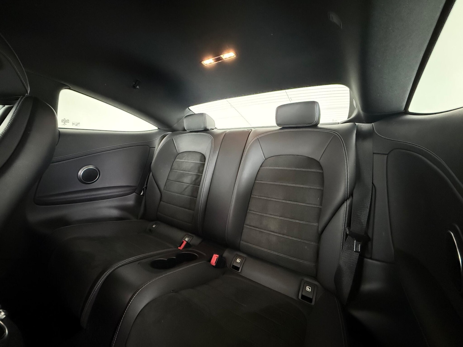 Used Mercedes-Benz C Class 2018 for sale - 77259880: Photo 12