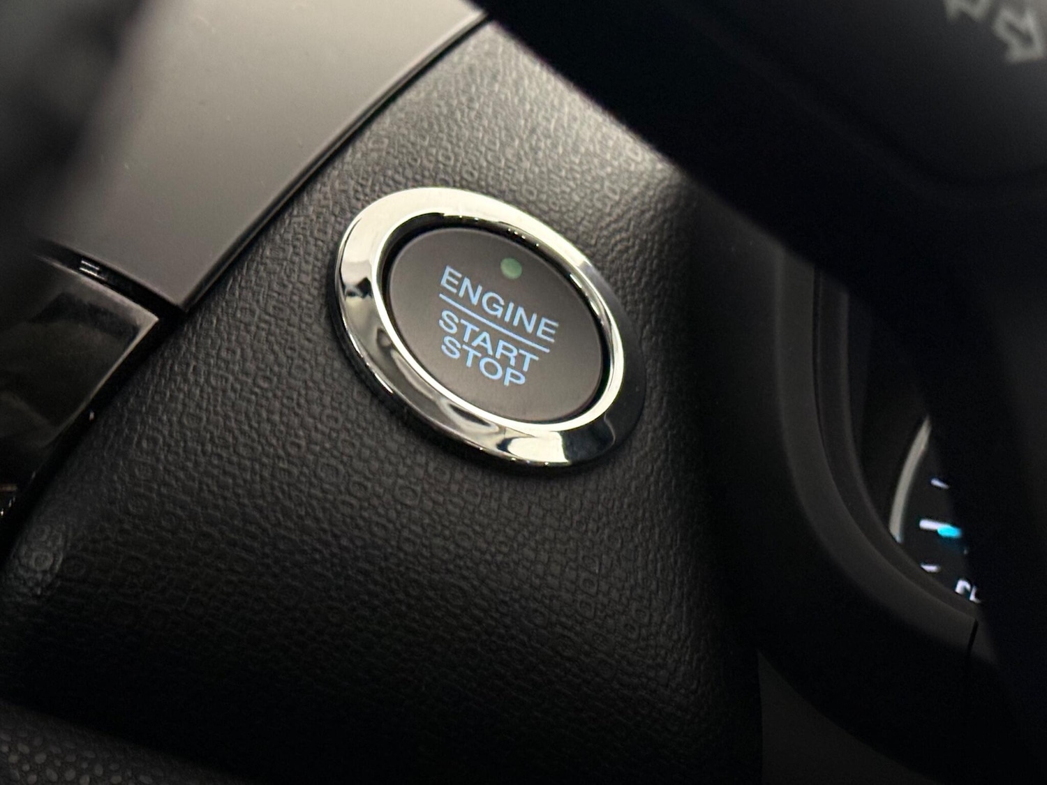 Used Ford Ecosport 2018 for sale - 77246270: Photo 21