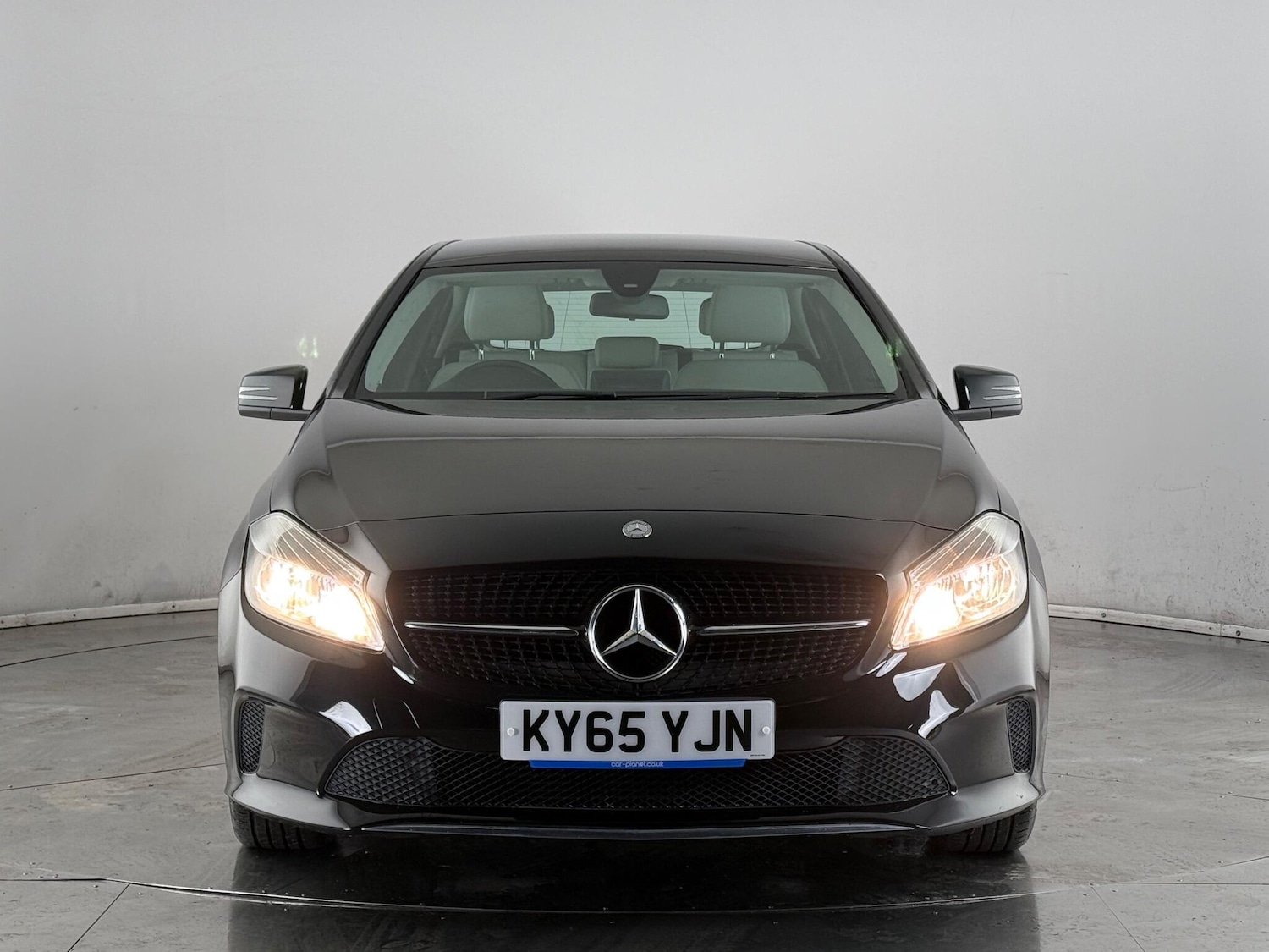 Used Mercedes-Benz A-Class 2016 for sale - 77246763: Photo 2