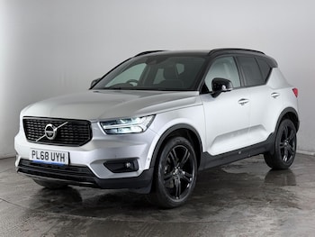 Used Volvo XC40 2018 for sale - 76467489: Photo