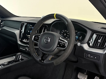Used Volvo XC60 2020 for sale - 79026534: Photo