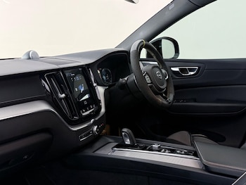 Used Volvo XC60 2020 for sale - 79026534: Photo