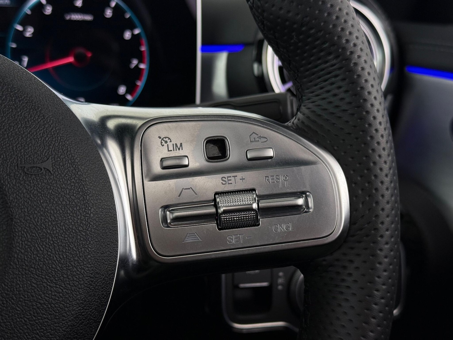 Used Mercedes-Benz CLA 2020 for sale - 76467340: Photo 30