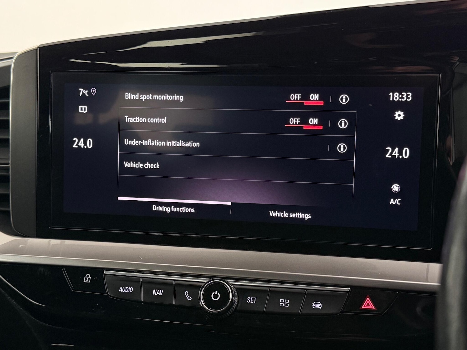 Used Vauxhall Mokka 2022 for sale - 77221847: Photo 27