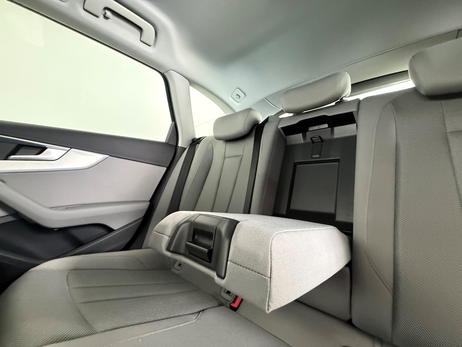 Used Audi A4 Avant 2022 for sale - 77246887: Photo 12