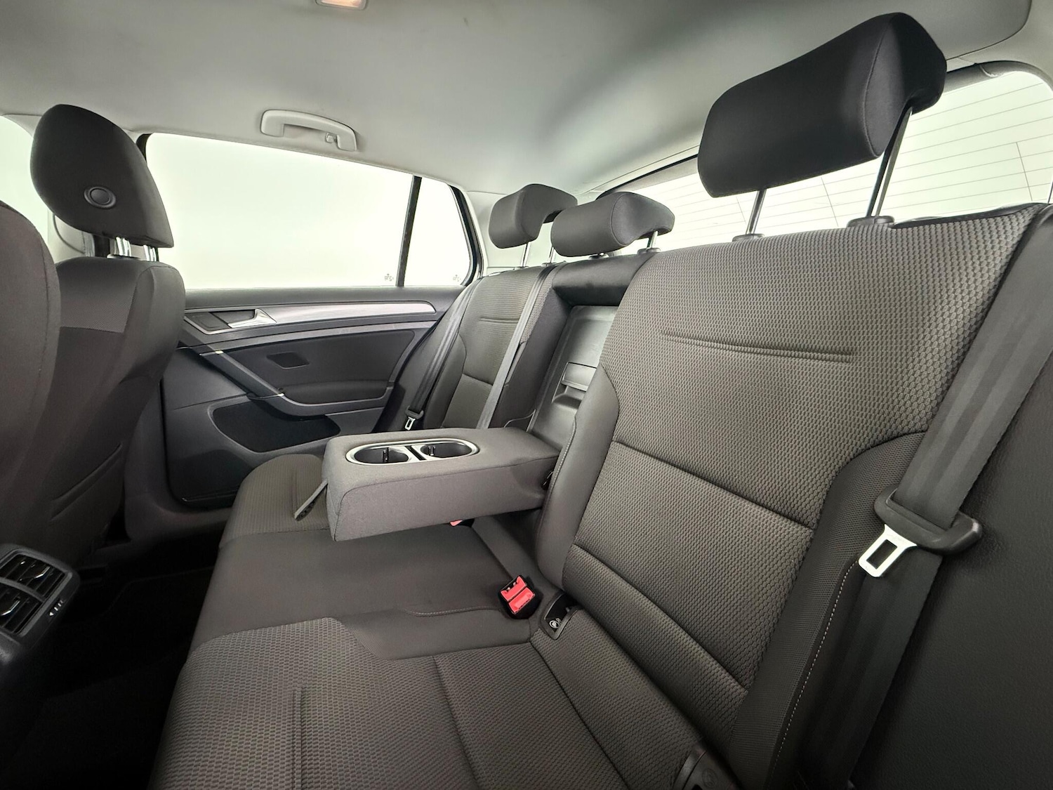 Used Volkswagen Golf 2019 for sale - 77260105: Photo 14