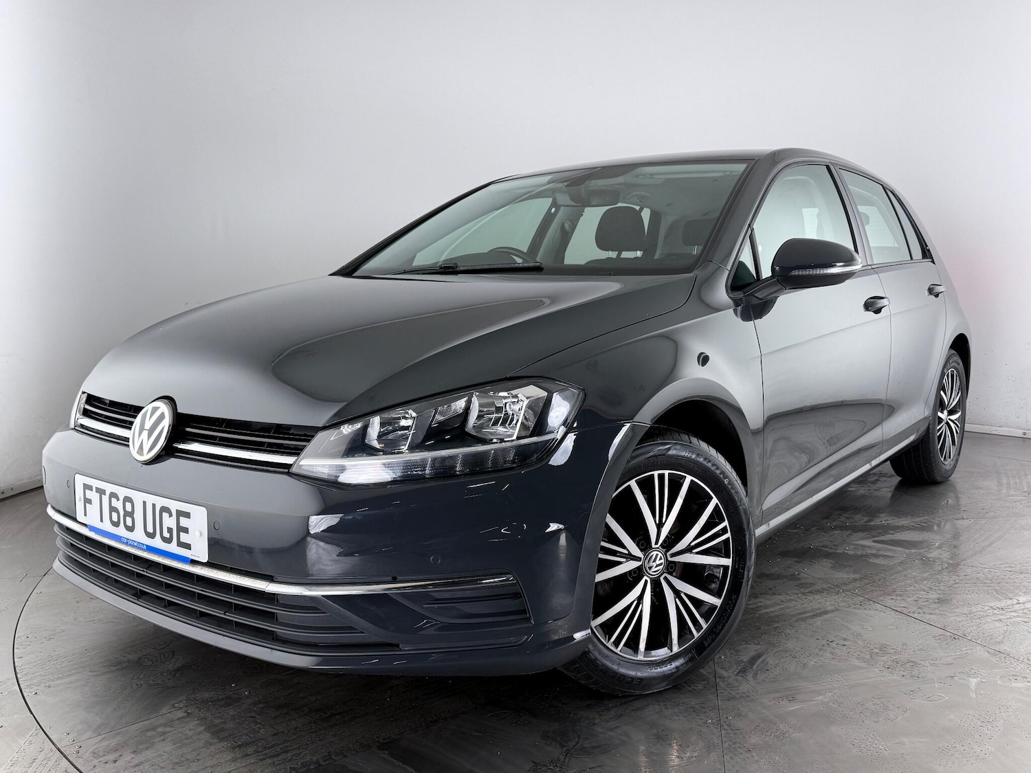 Used Volkswagen Golf 2019 for sale - 77260105: Photo 37