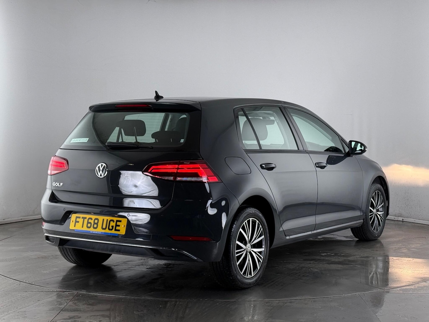 Used Volkswagen Golf 2019 for sale - 77260105: Photo 6