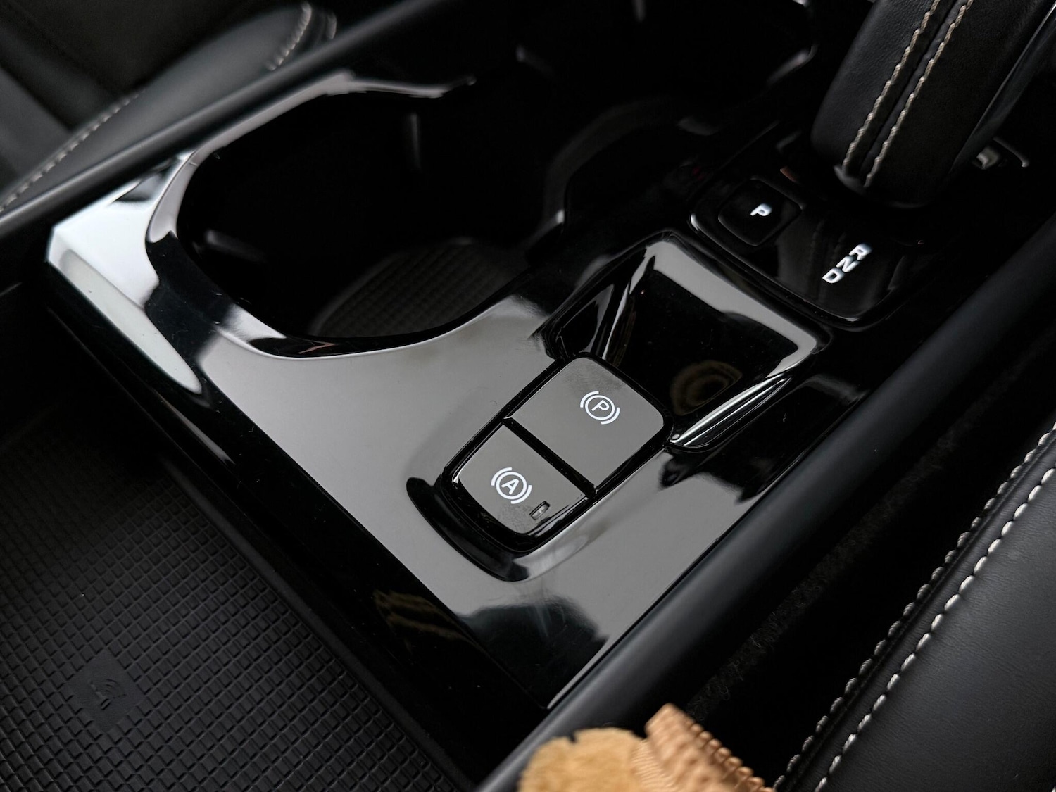 Used Volvo XC40 2021 for sale - 76466778: Photo 41