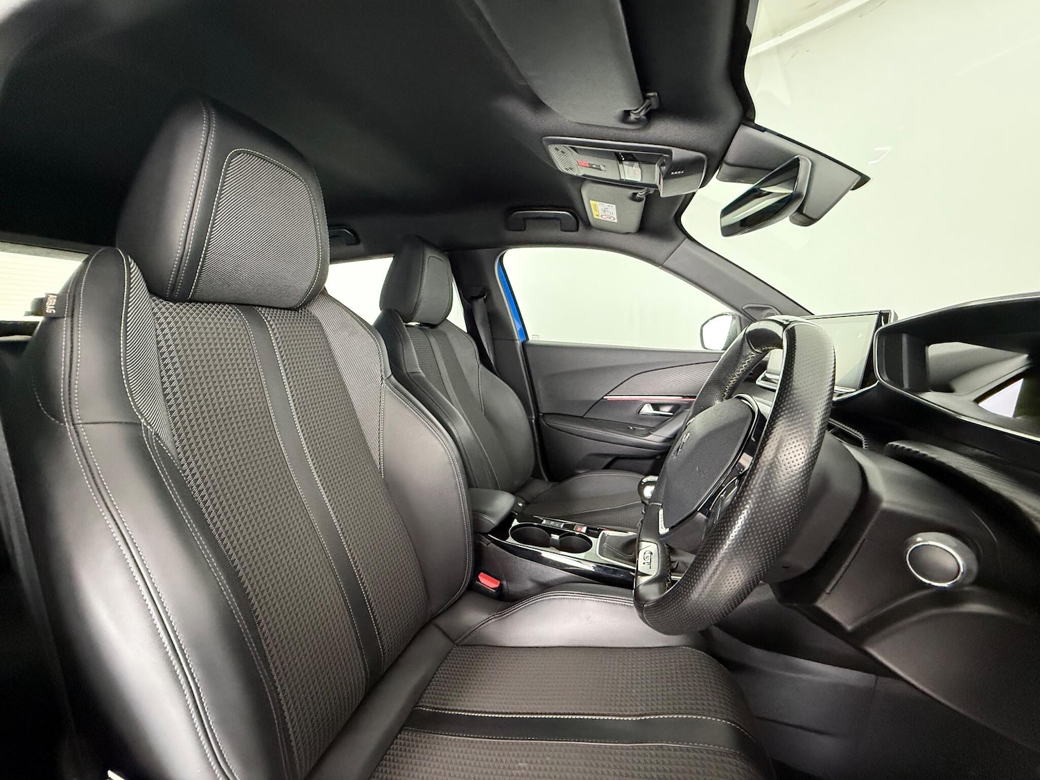 Used Peugeot 2008 2021 for sale - 77182861: Photo 12