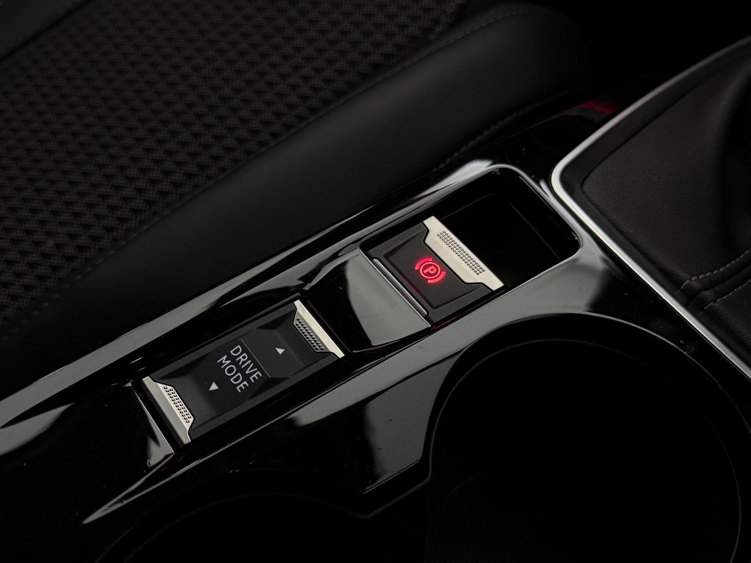 Used Peugeot 2008 2021 for sale - 77182861: Photo 35