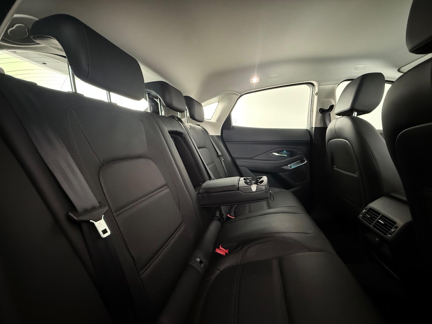 Used Jaguar E-Pace 2020 for sale - 76466752: Photo 21