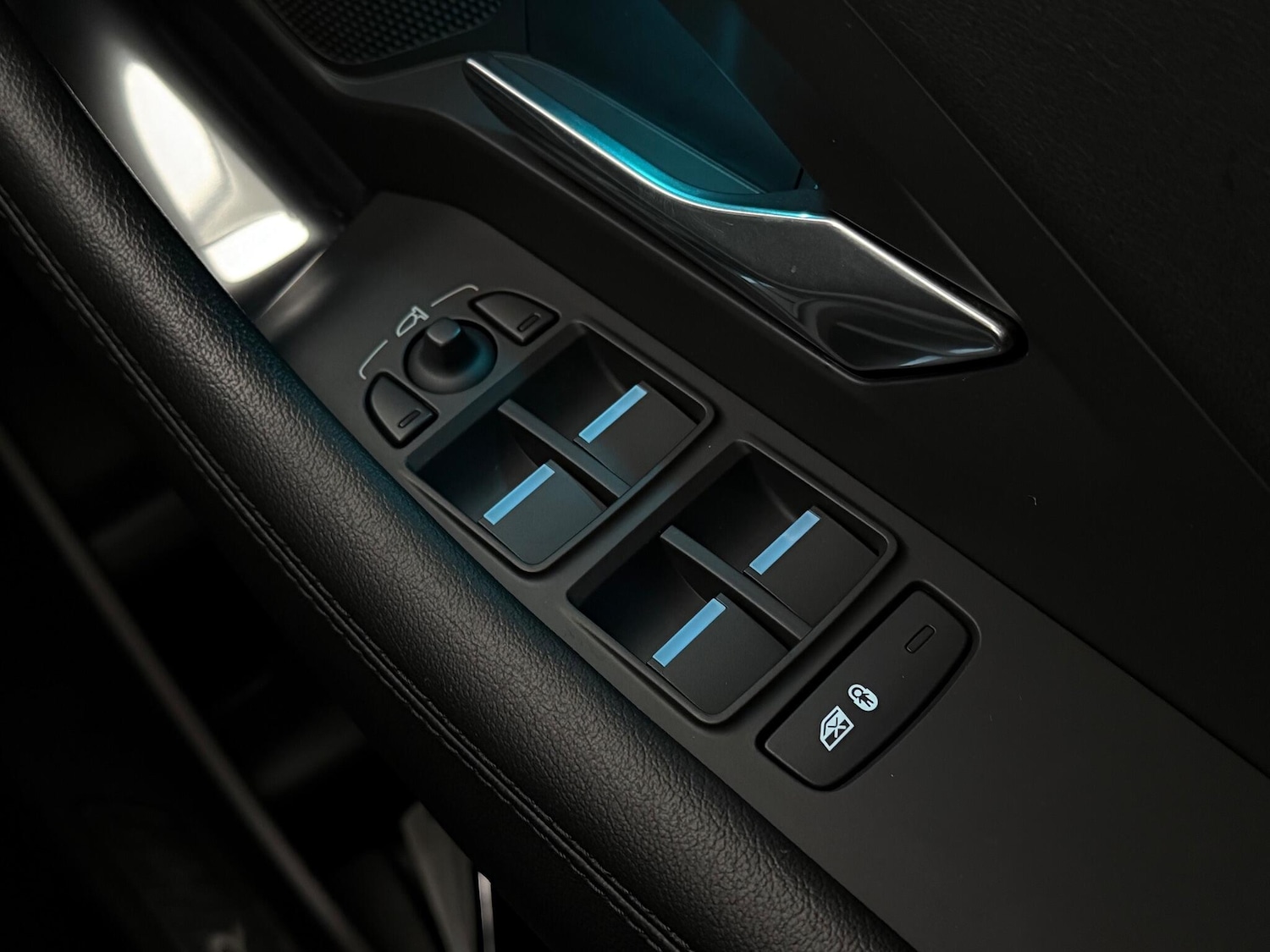 Used Jaguar E-Pace 2020 for sale - 76466752: Photo 30