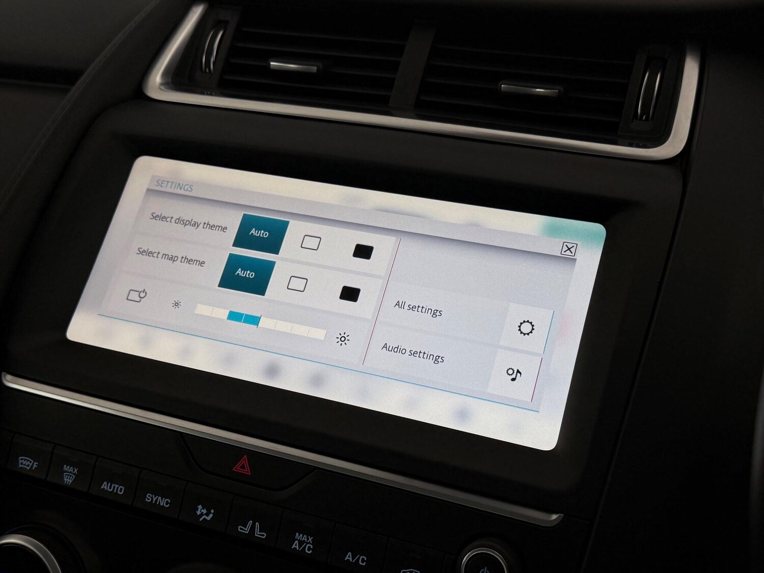 Used Jaguar E-Pace 2020 for sale - 76466752: Photo 37