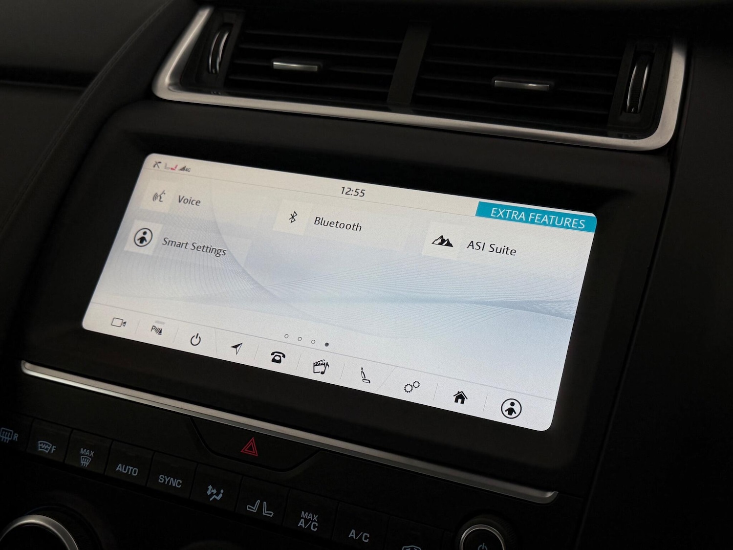 Used Jaguar E-Pace 2020 for sale - 76466752: Photo 40