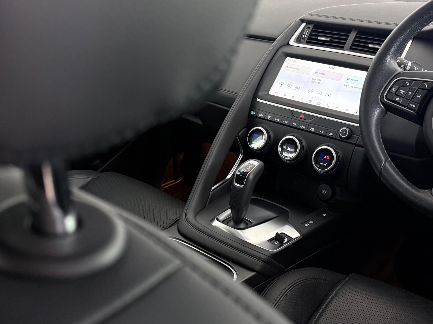 Used Jaguar E-Pace 2020 for sale - 76466752: Photo 42