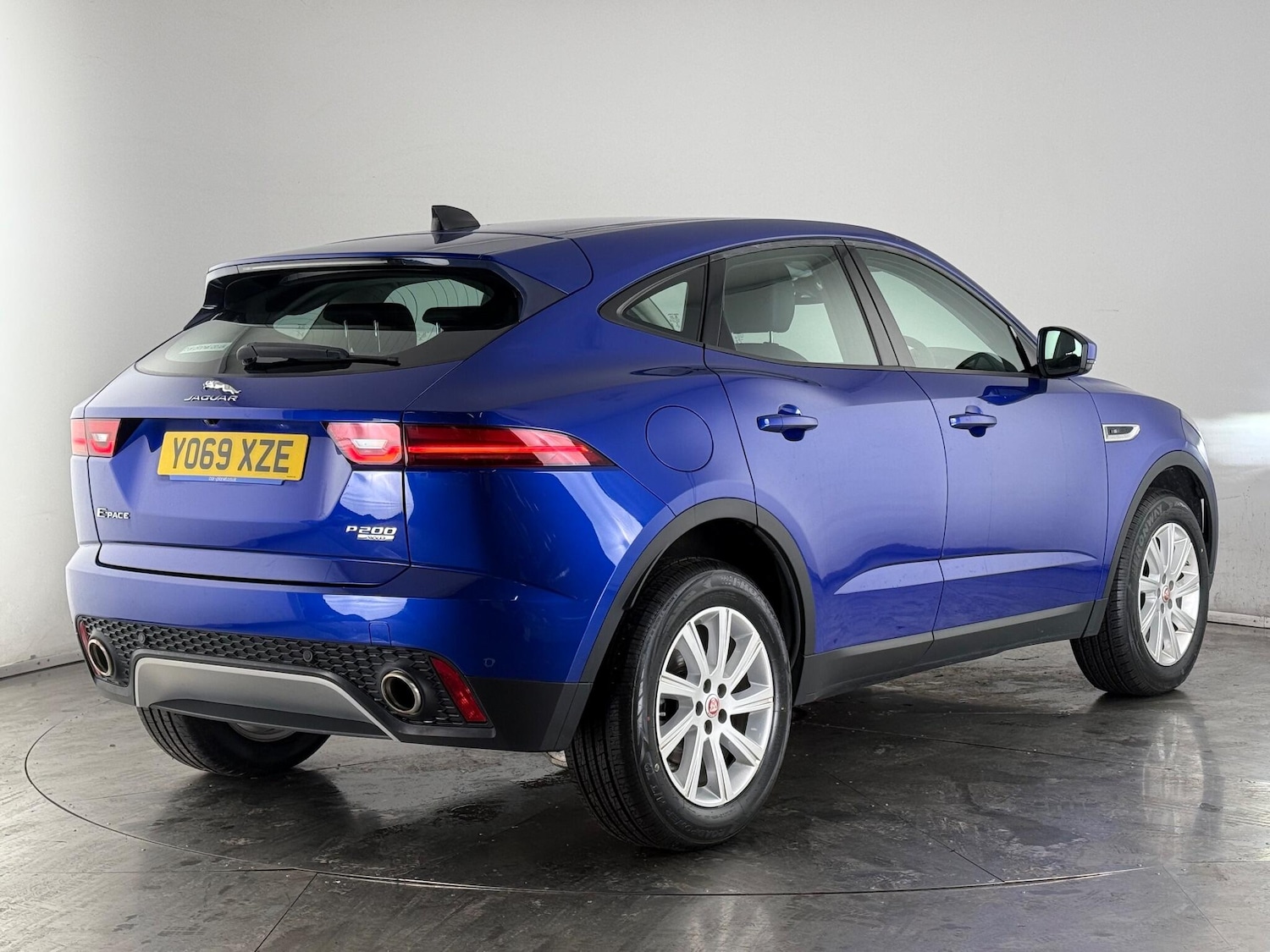 Used Jaguar E-Pace 2020 for sale - 76466752: Photo 5