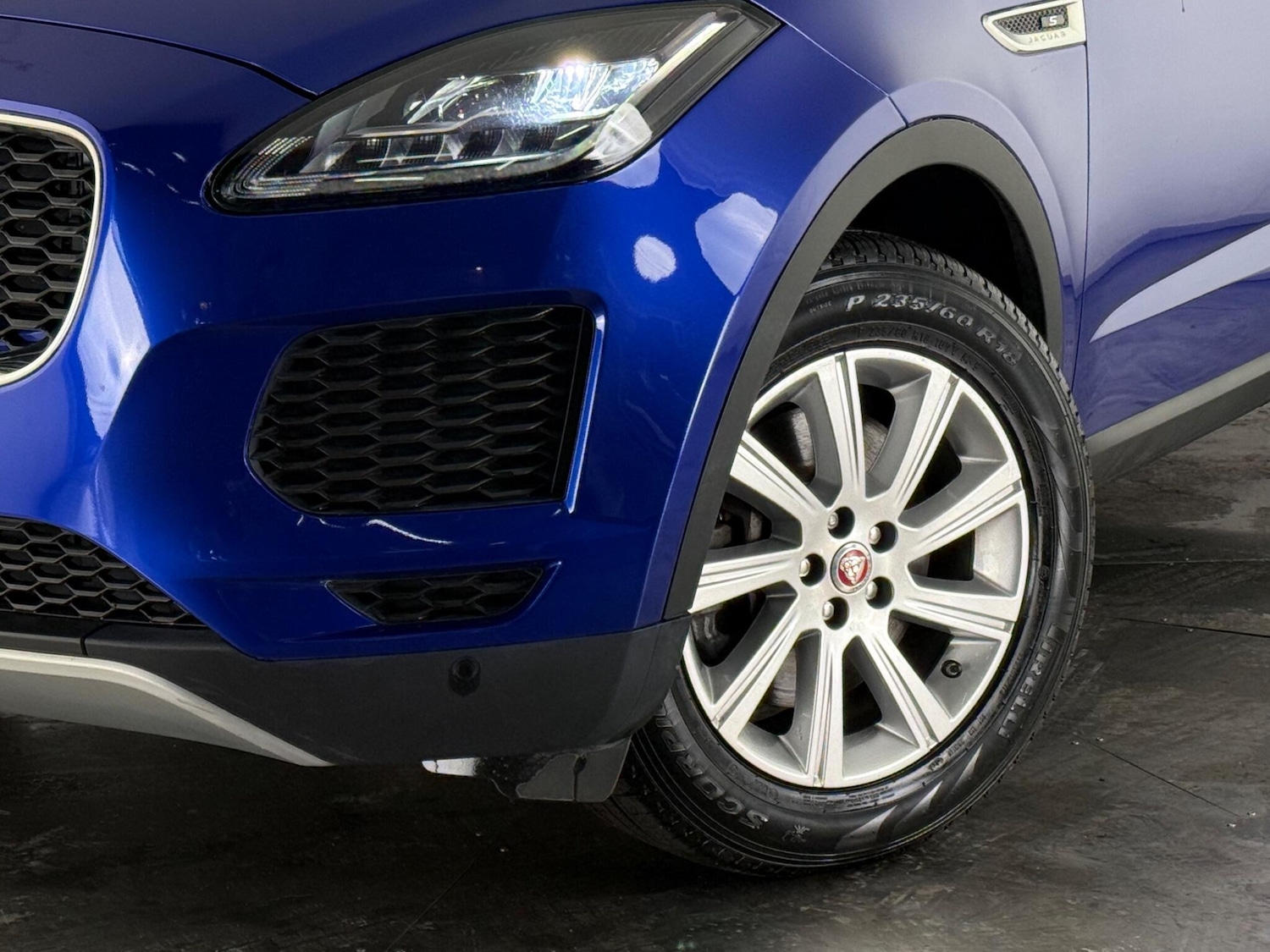 Used Jaguar E-Pace 2020 for sale - 76466752: Photo 50