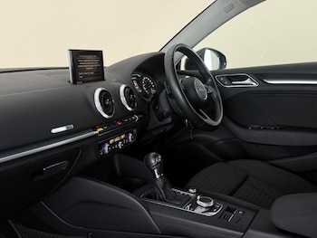 Used Audi A3 2017 for sale - 79304393: Photo