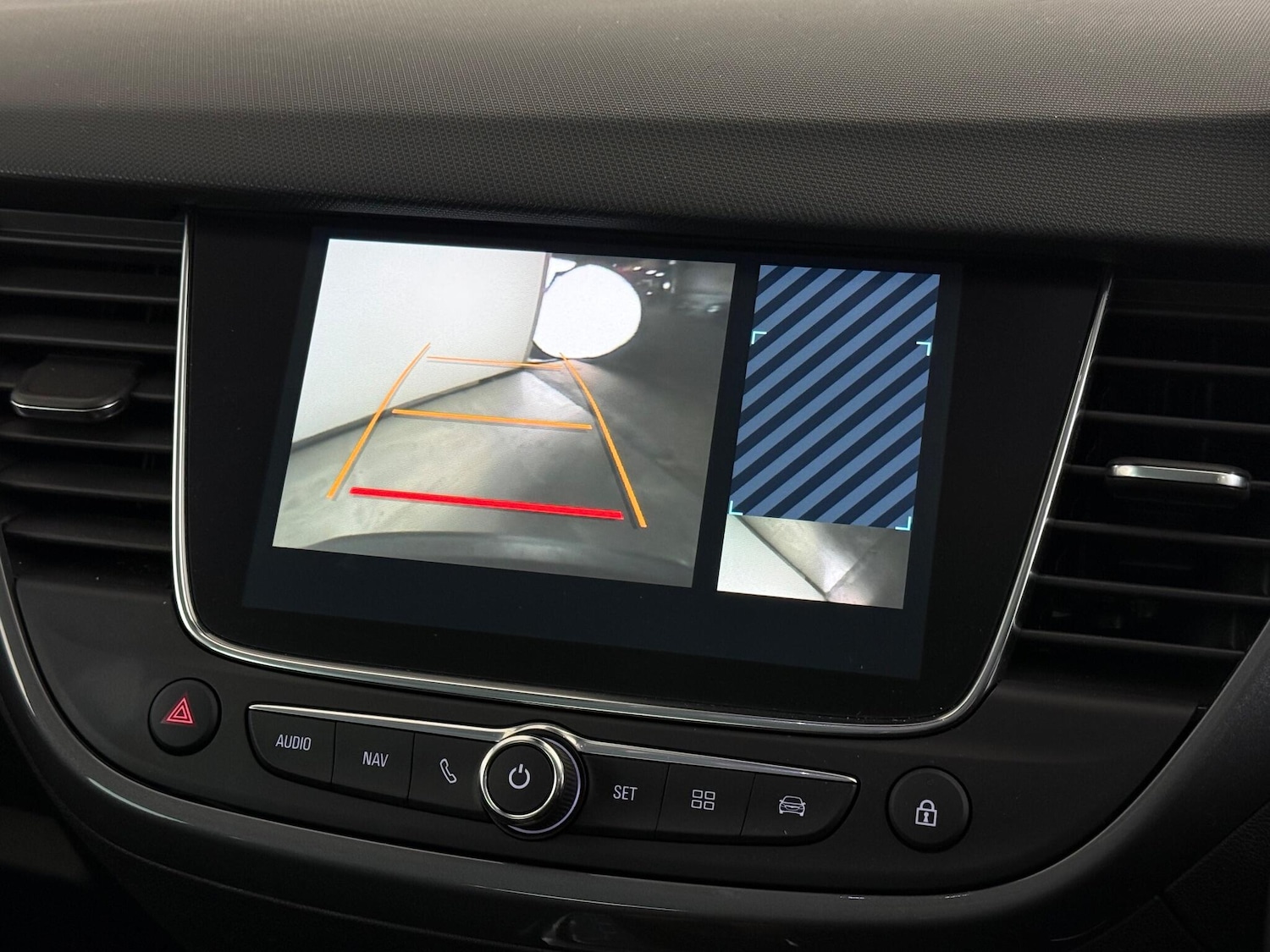 Used Vauxhall Crossland 2022 for sale - 77183154: Photo 30