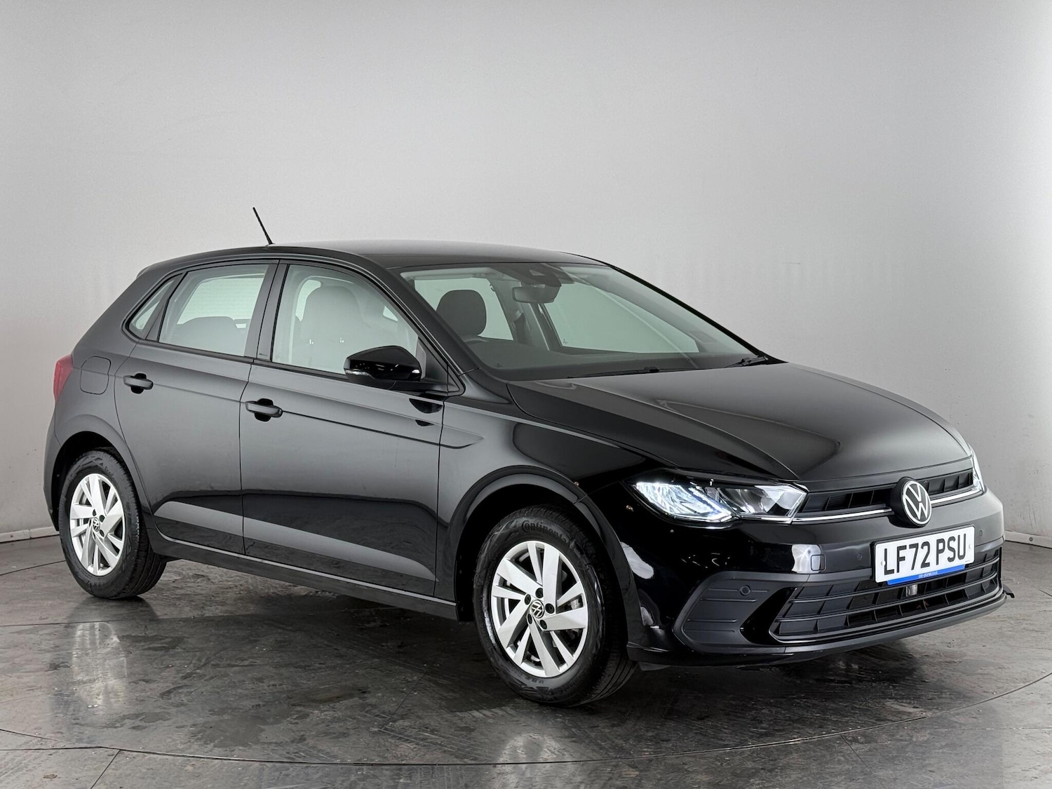Used Volkswagen Polo 2022 for sale - 76467103: Photo 1
