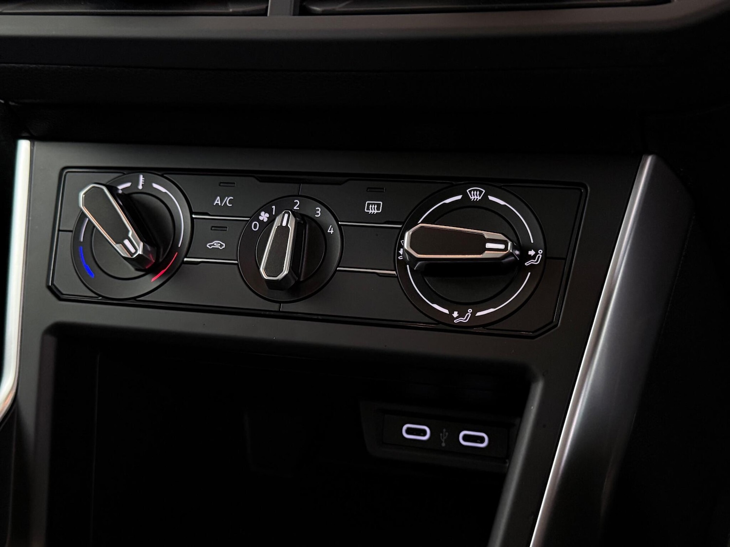 Used Volkswagen Polo 2022 for sale - 76467103: Photo 43