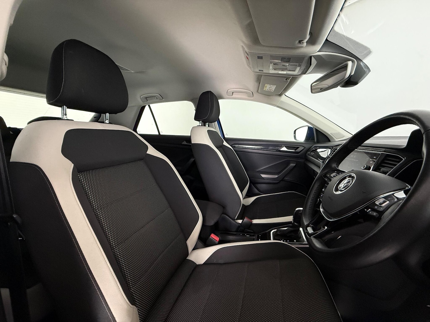 Used Volkswagen T-Roc 2019 for sale - 77246447: Photo 11