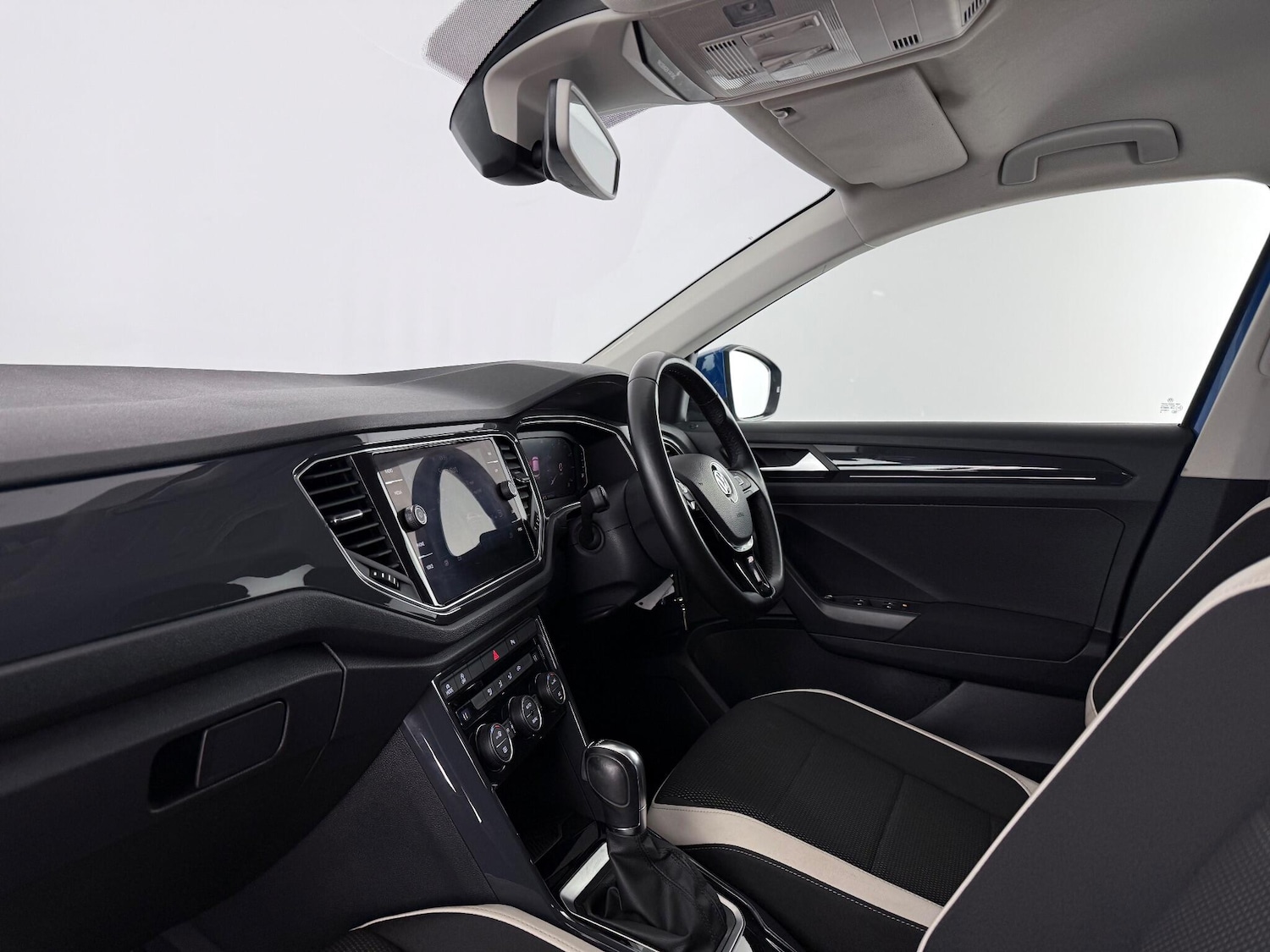 Used Volkswagen T-Roc 2019 for sale - 77246447: Photo 17