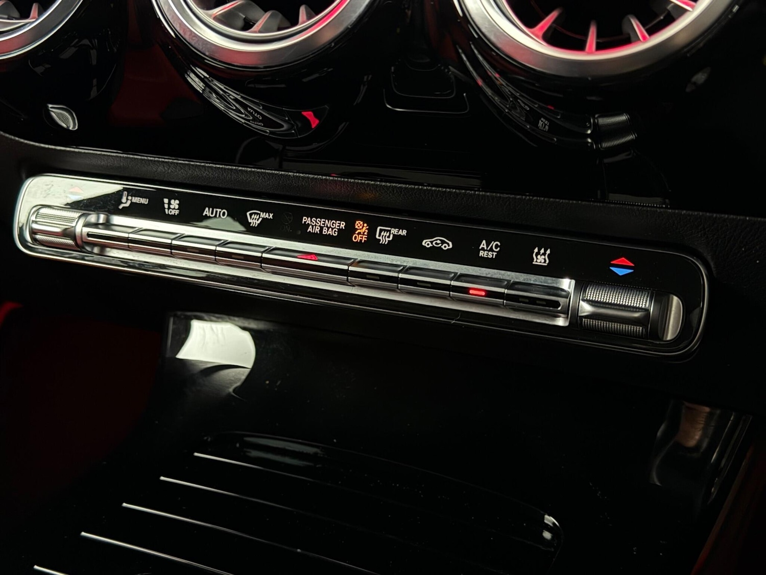 Used Mercedes-Benz CLA 2022 for sale - 77222229: Photo 23