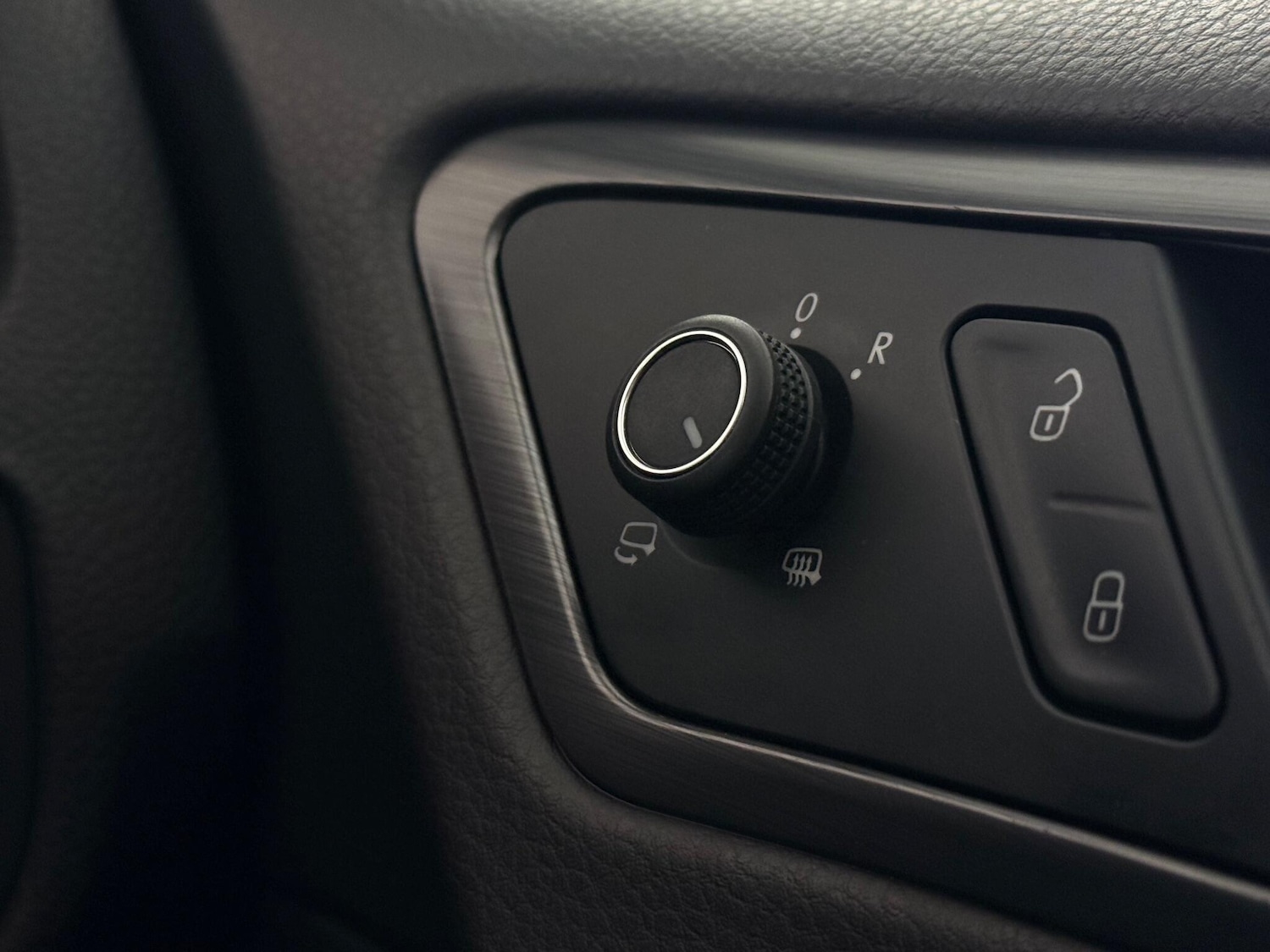 Used Volkswagen Golf 2017 for sale - 77917043: Photo 33