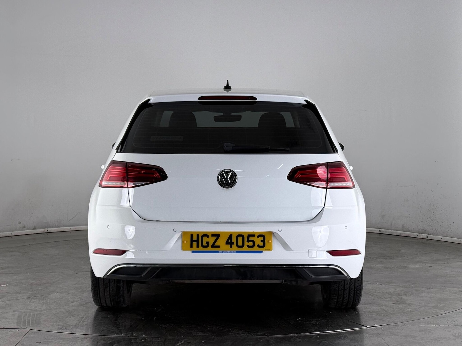 Used Volkswagen Golf 2017 for sale - 77917043: Photo 5