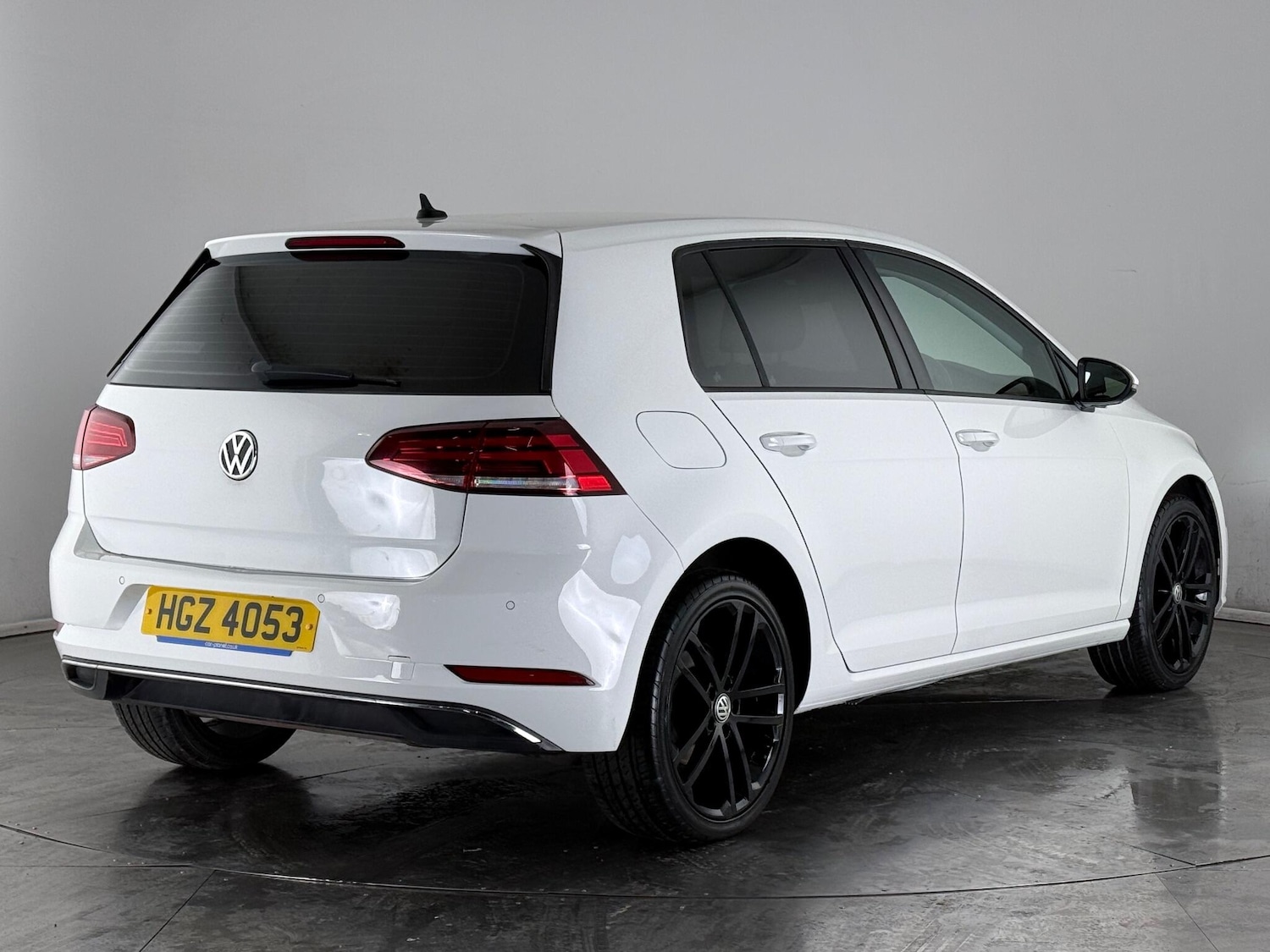 Used Volkswagen Golf 2017 for sale - 77917043: Photo 6