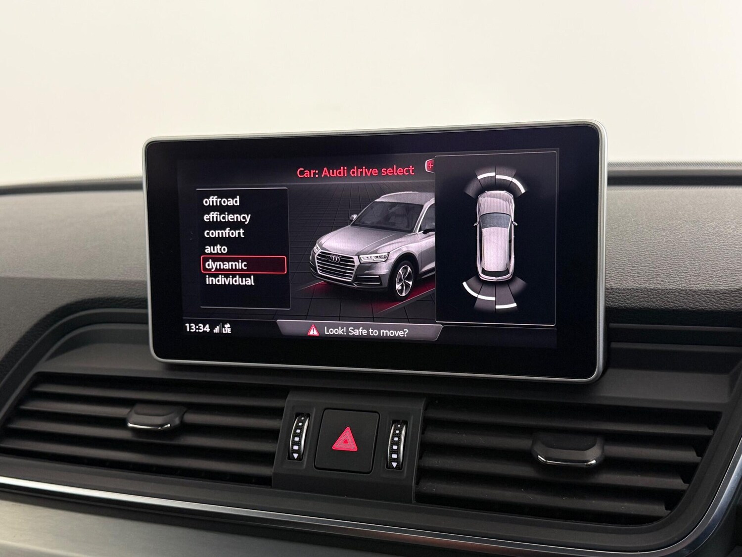 Used Audi Q5 2018 for sale - 77744247: Photo 28