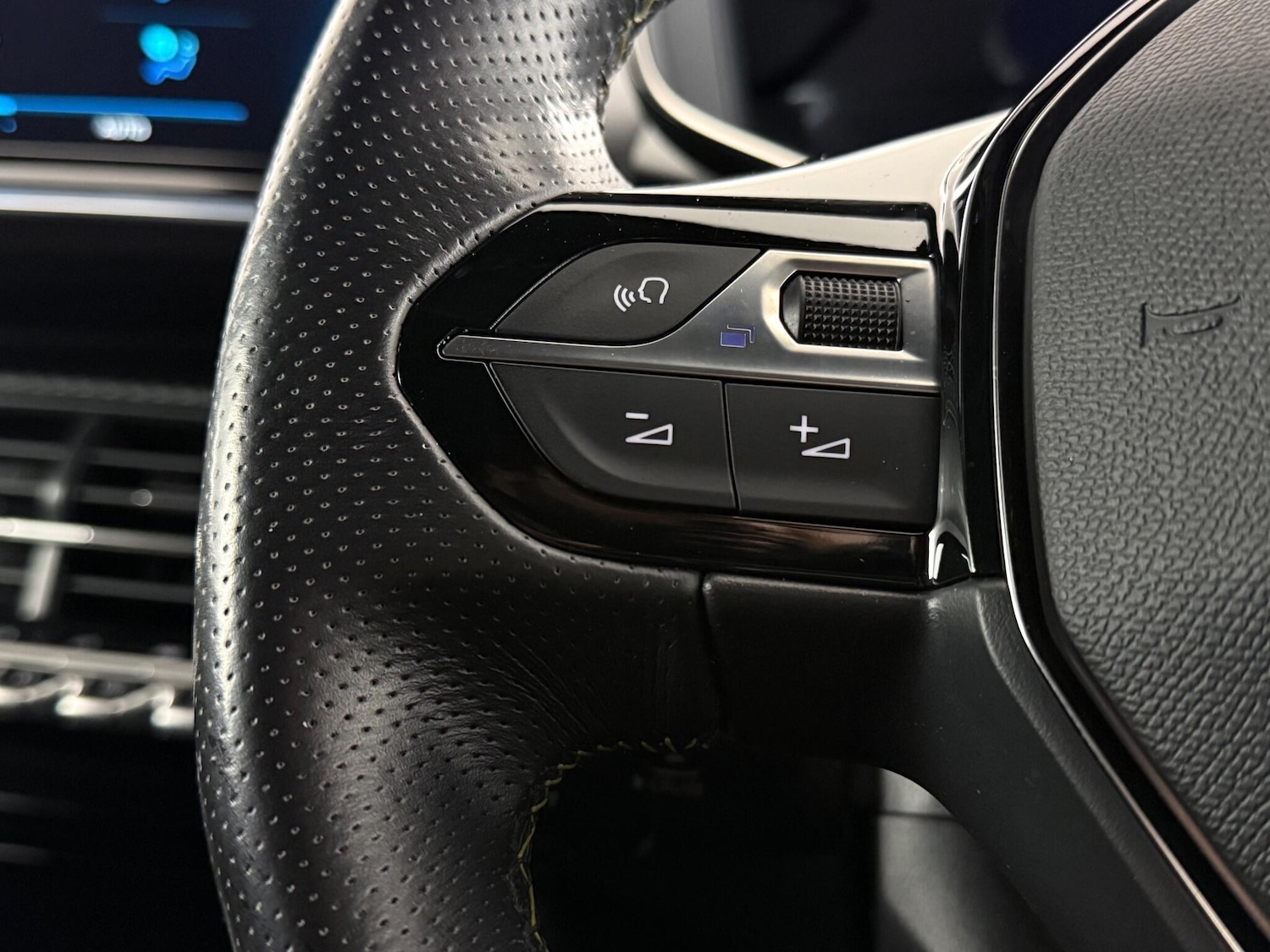 Used Peugeot 208 2021 for sale - 77222068: Photo 19