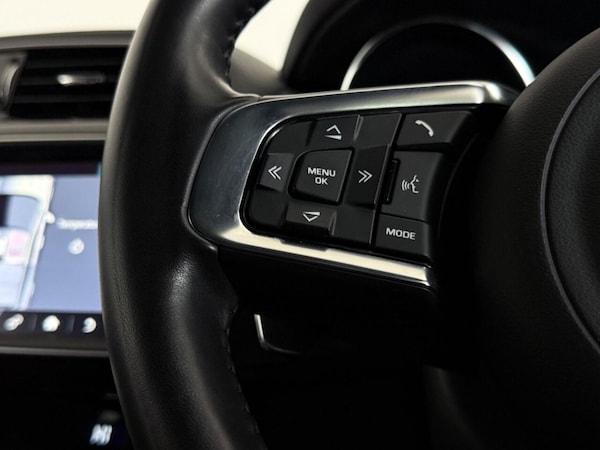 Used Jaguar F-Pace 2018 for sale - 75597187: Photo 22