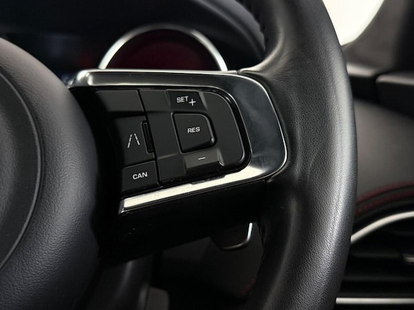 Used Jaguar F-Pace 2018 for sale - 75597187: Photo 23