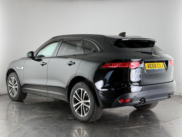 Used Jaguar F-Pace 2018 for sale - 75597187: Photo 5