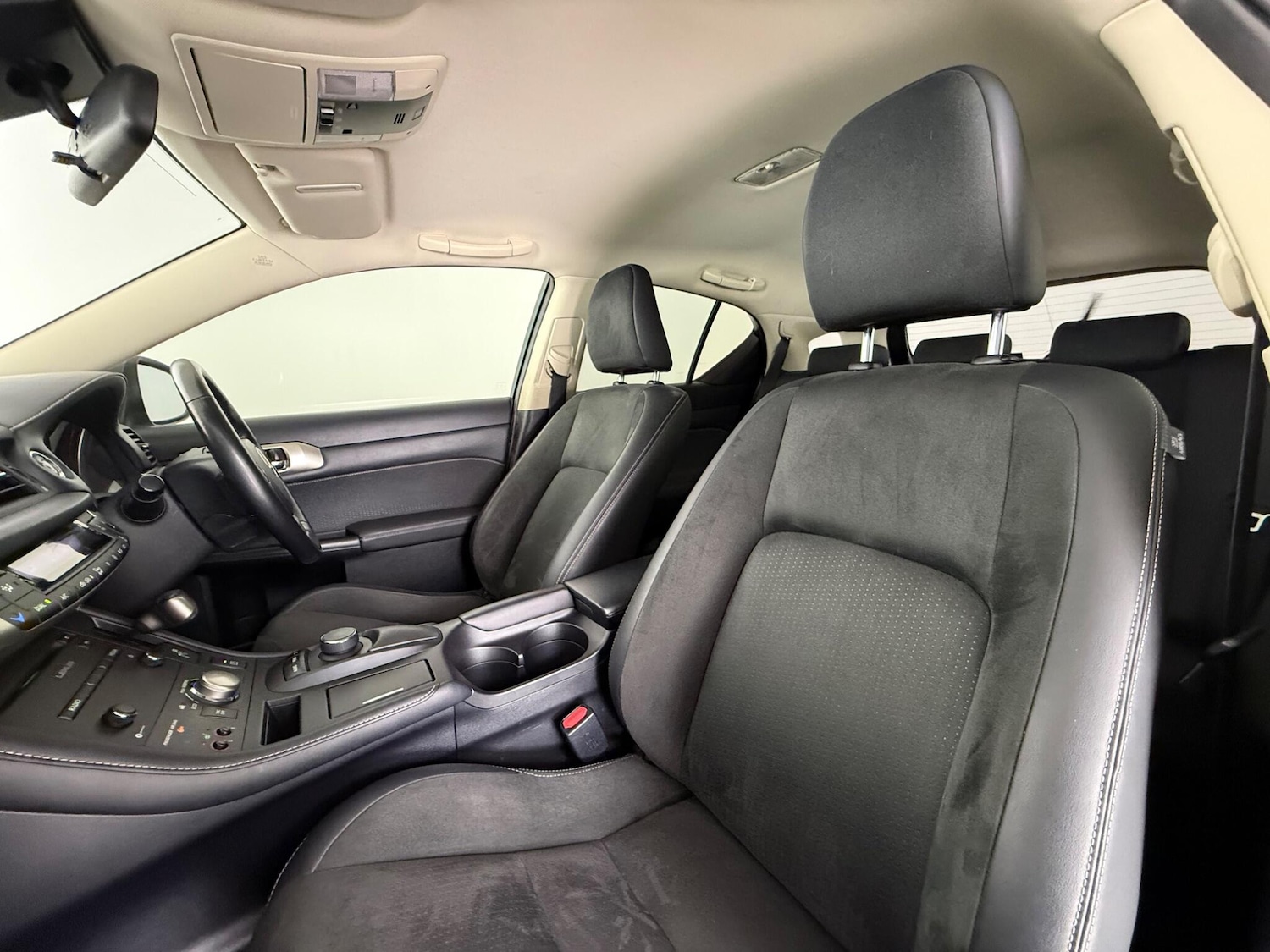 Used Lexus CT 2018 for sale - 77840120: Photo 11