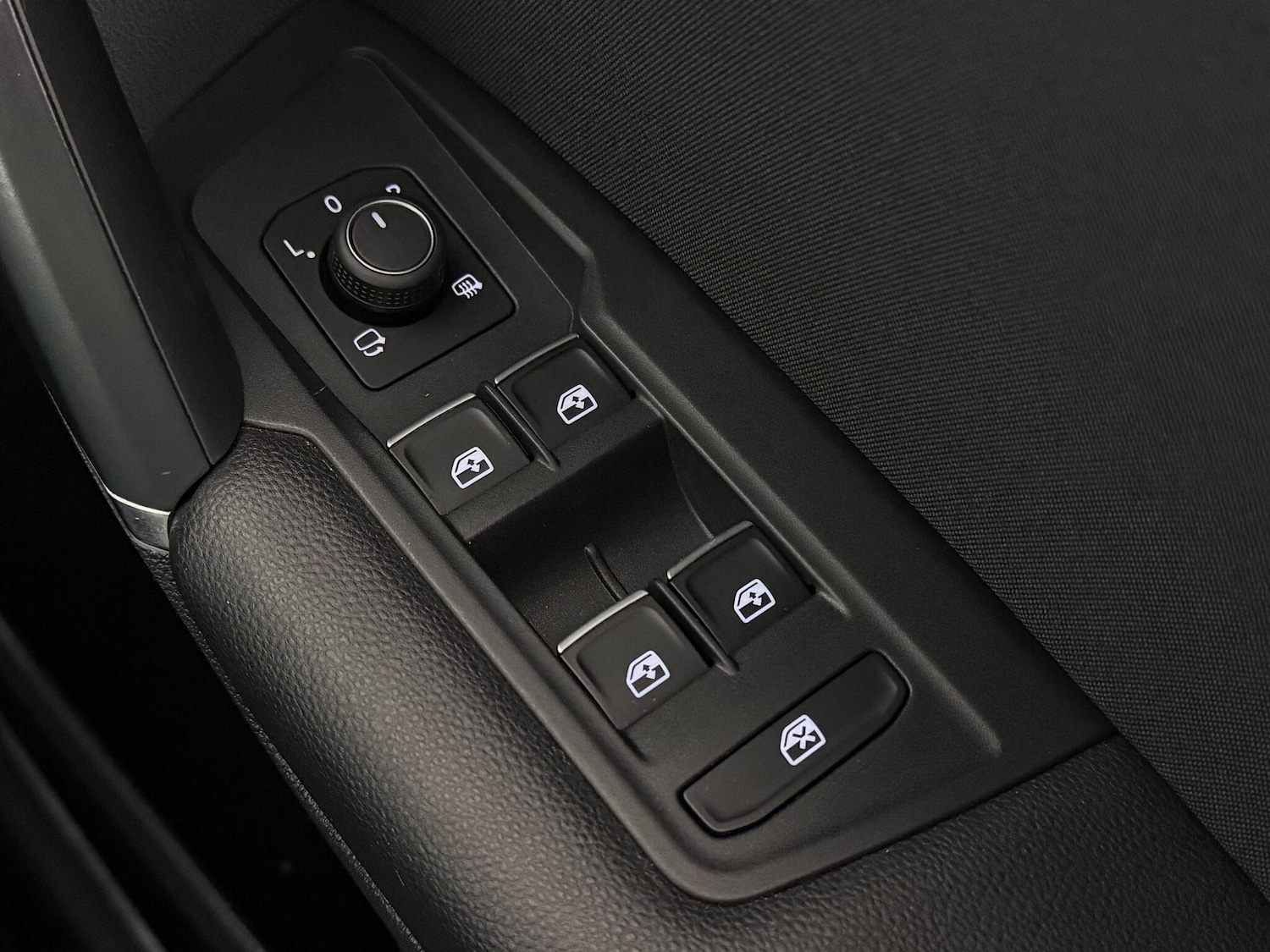 Used Volkswagen Tiguan 2016 for sale - 76466952: Photo 28