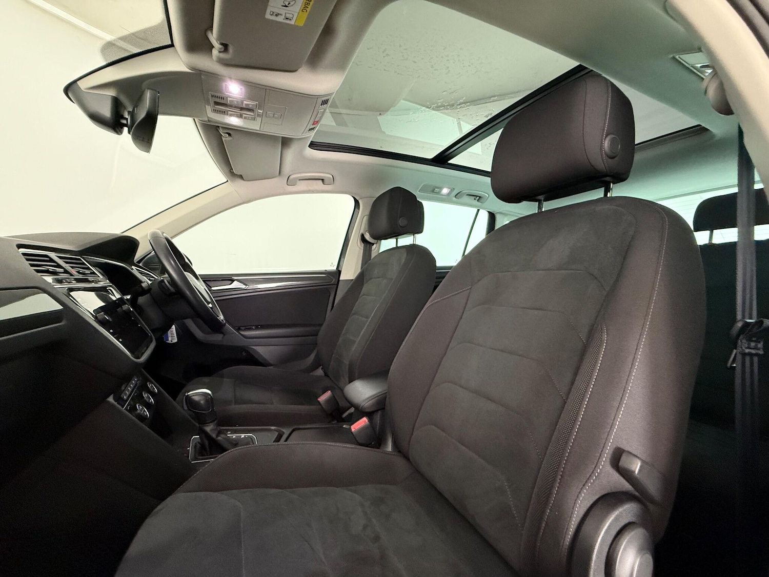 Used Volkswagen Tiguan 2019 for sale - 76467296: Photo 15