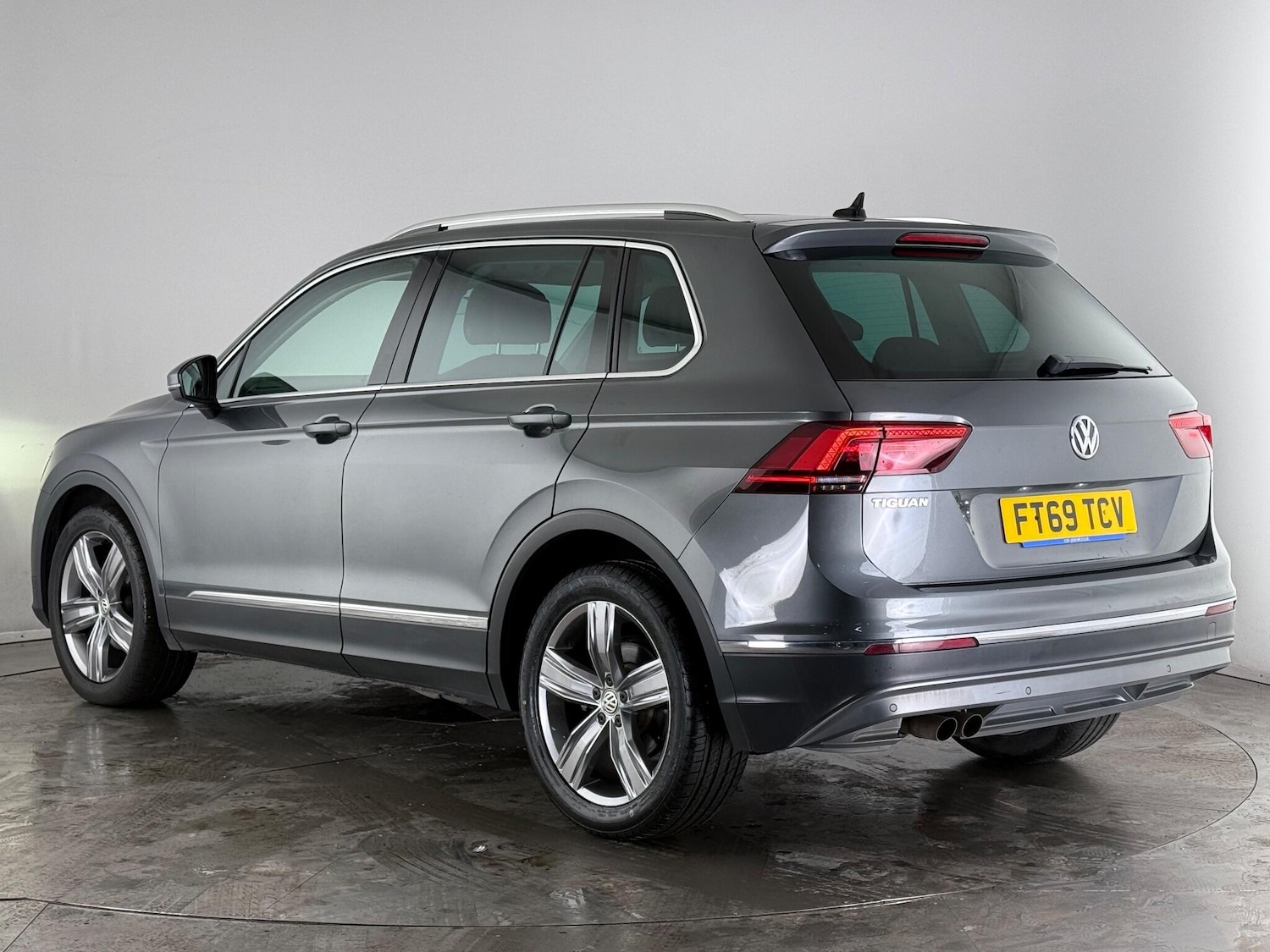 Used Volkswagen Tiguan 2019 for sale - 76467296: Photo 5