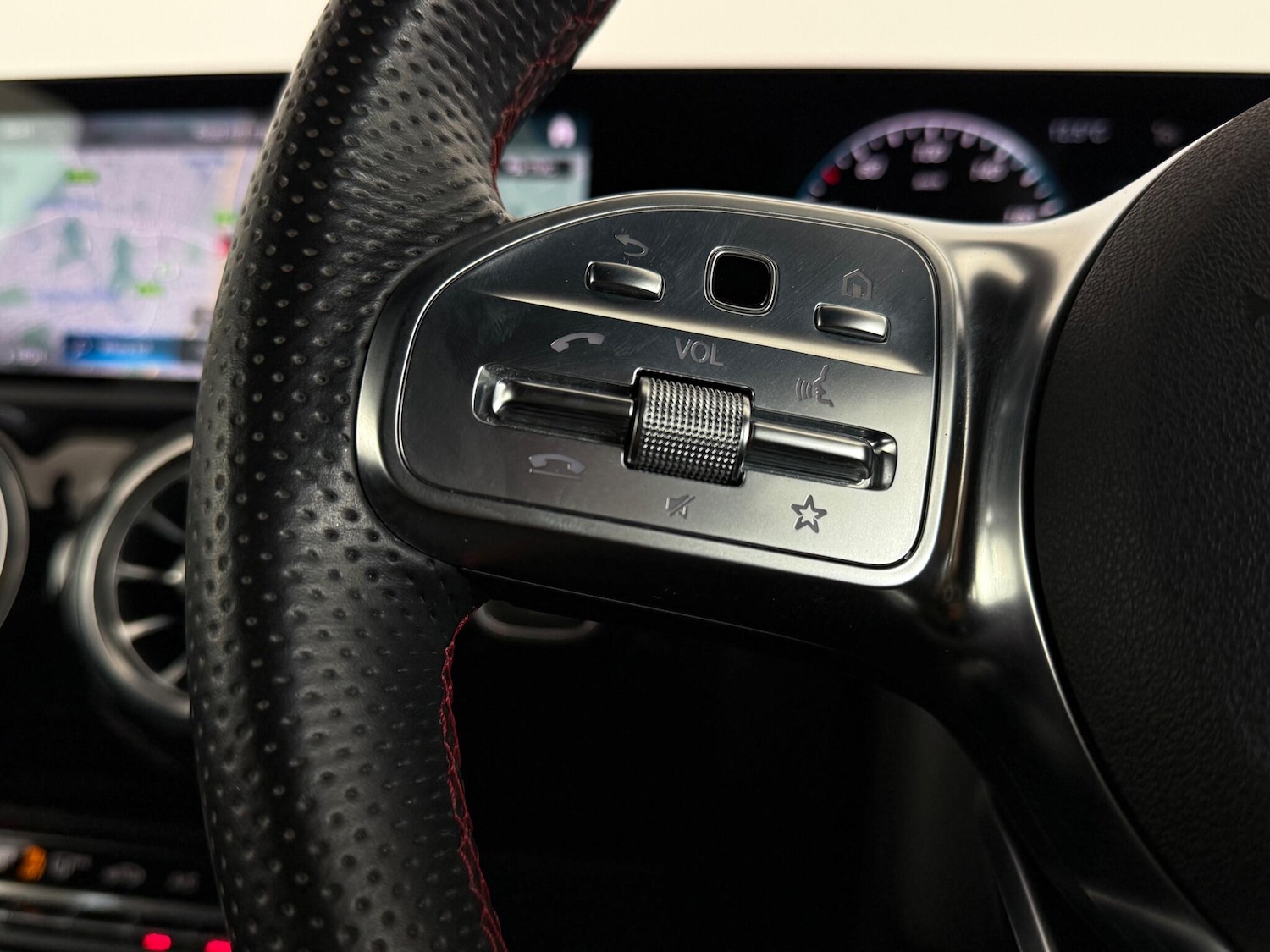 Used Mercedes-Benz A-Class 2020 for sale - 76467155: Photo 25